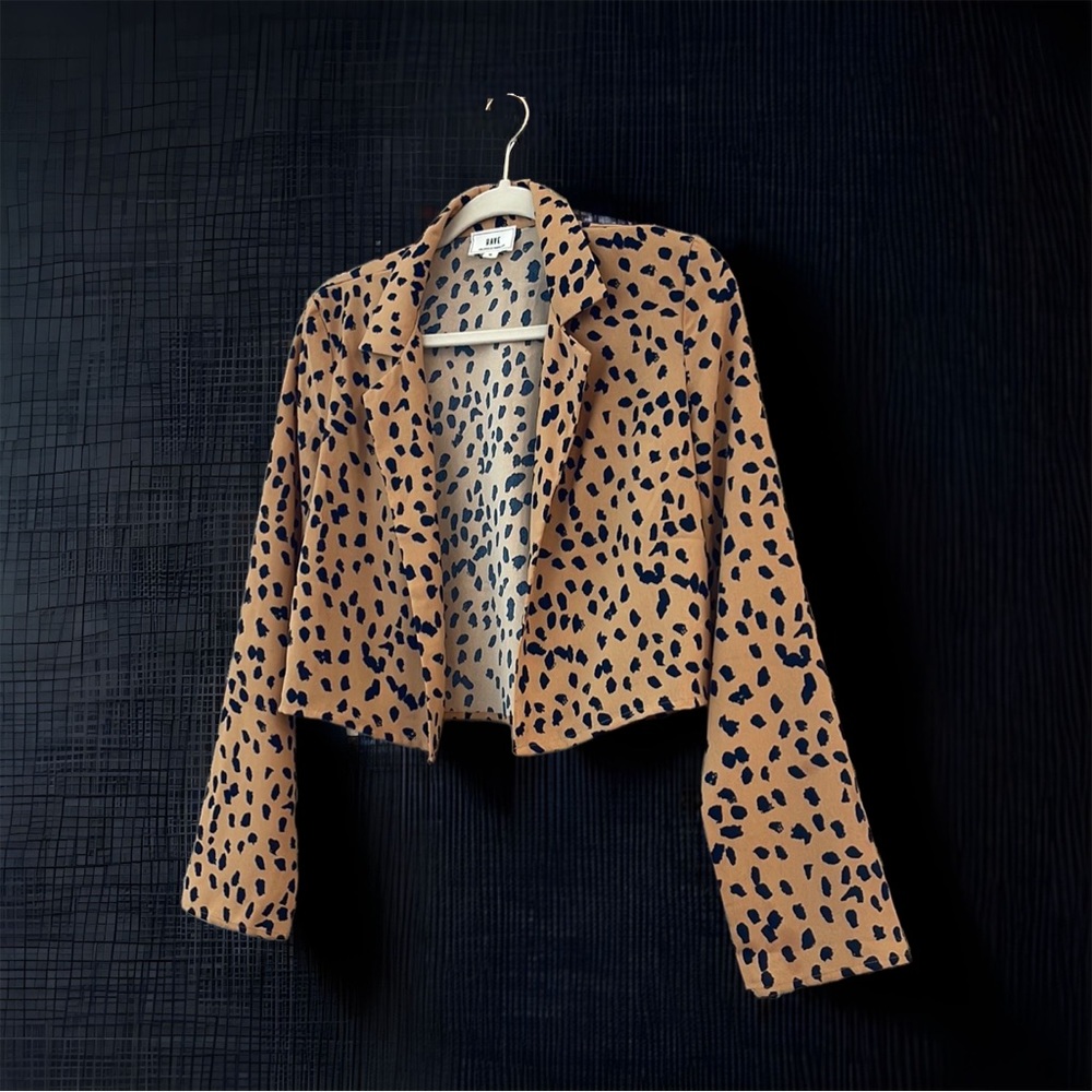 HAVE Cropped Blazer